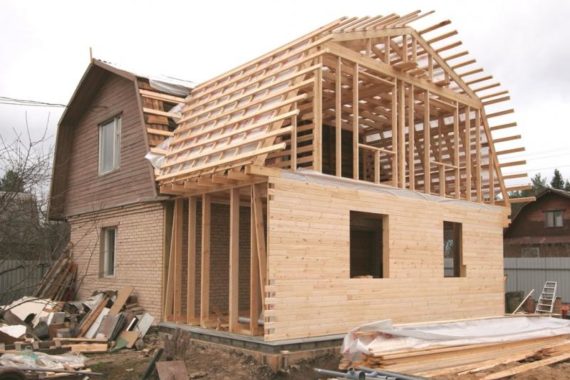 Пристройка террасы с отделкой вагонкой к дому