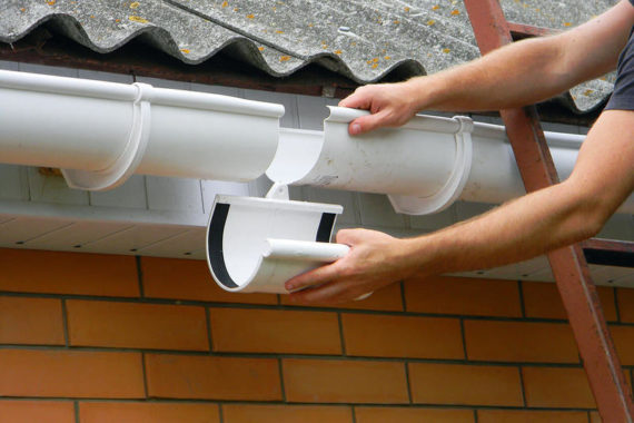 Монтаж водосточной системы