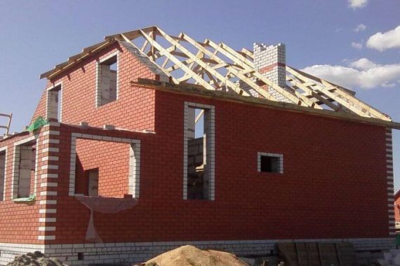 Ремонт крыши коттеджа