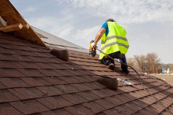 Ремонт кровли из гибкой битумной черепицы